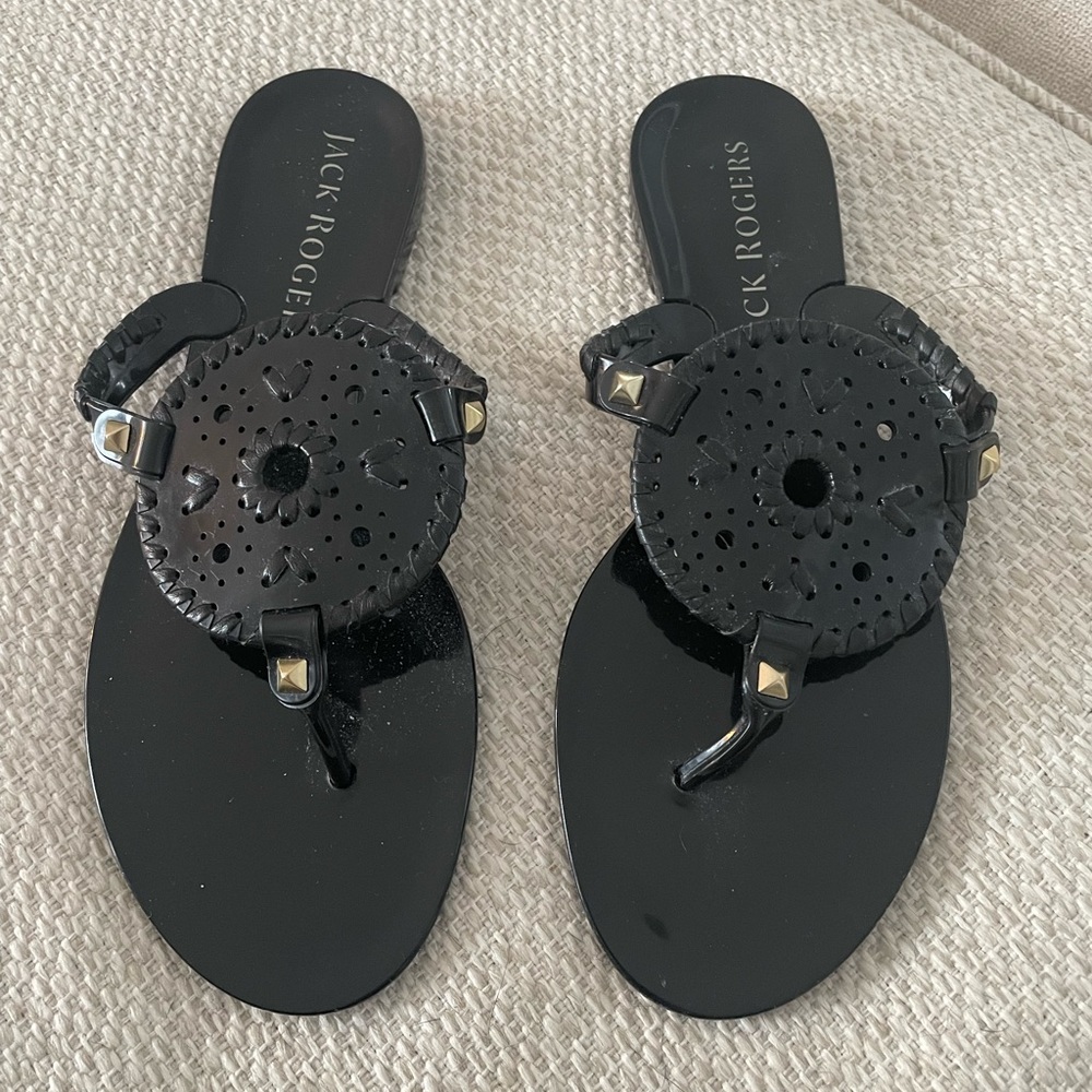 Jack Rogers Women’s black jelly sandals, black, size 8